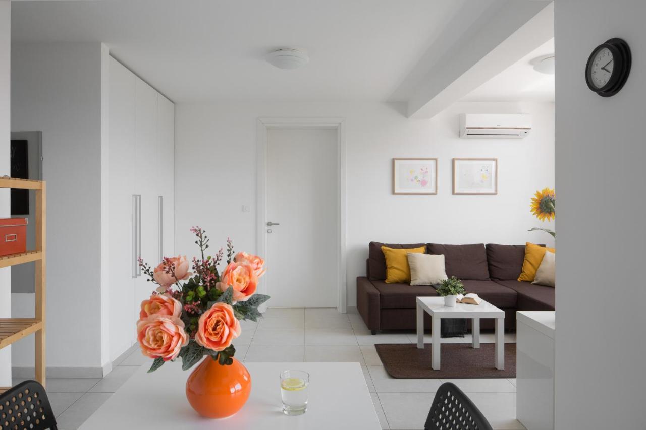 Lemechi Casa Girasole Apartments Рабац Екстериор снимка